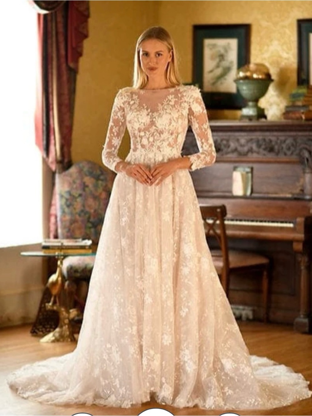 Evelyn Bridal Elliana Gown - Elegant Lace Long-Sleeve Bridal Gown in Ivory